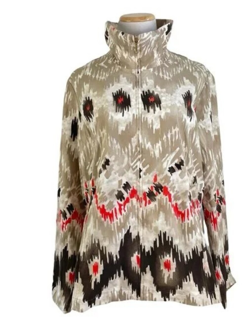 Chico's Zenergy full-zip lightweight Wind jacket feat. brown & tan ikat pattern
